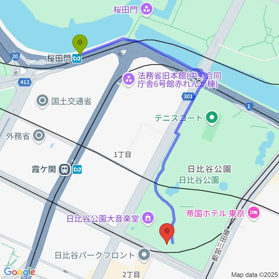 桜田門駅から日比谷コンベンションホールへのルートマップ地図