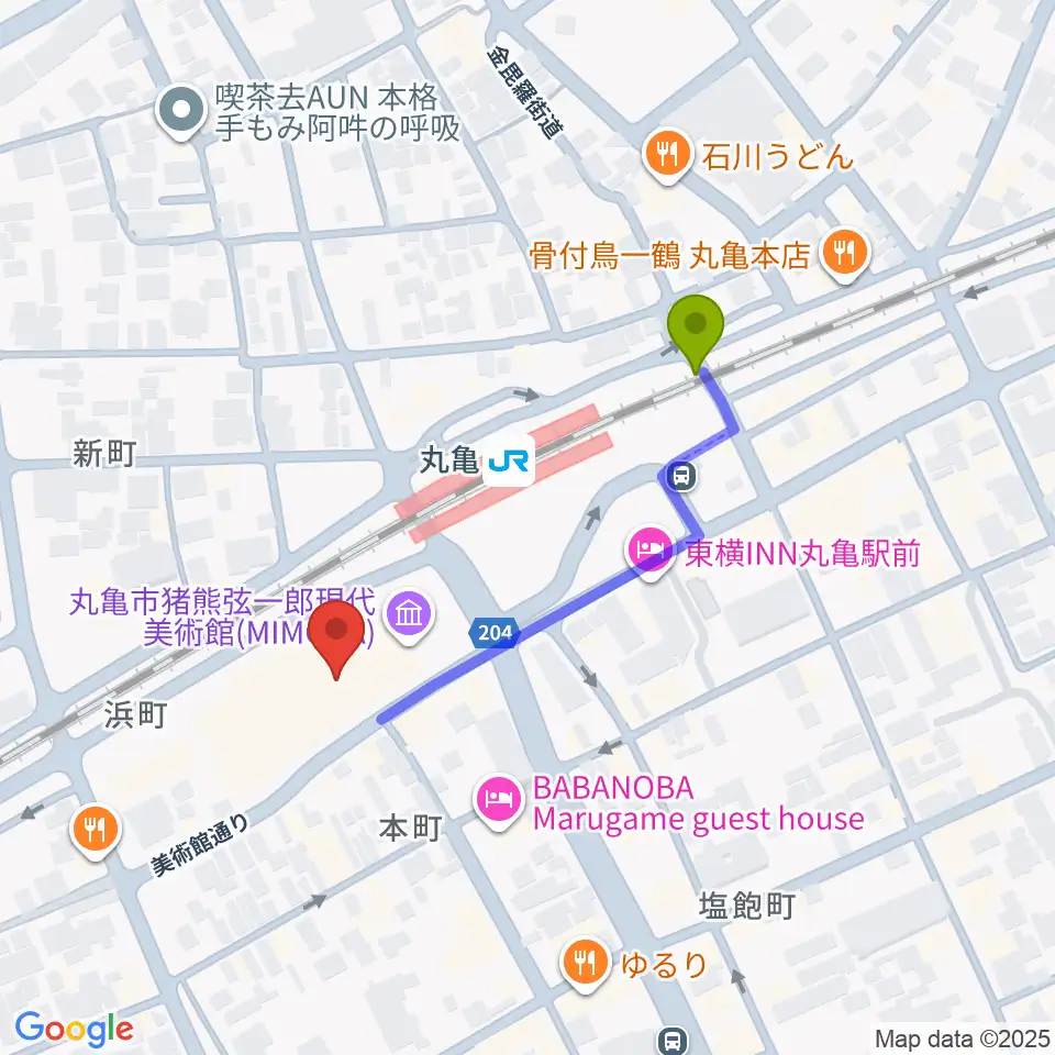 丸亀市猪熊弦一郎現代美術館（MIMOCA）の最寄駅丸亀駅からの徒歩ルート（約4分）地図